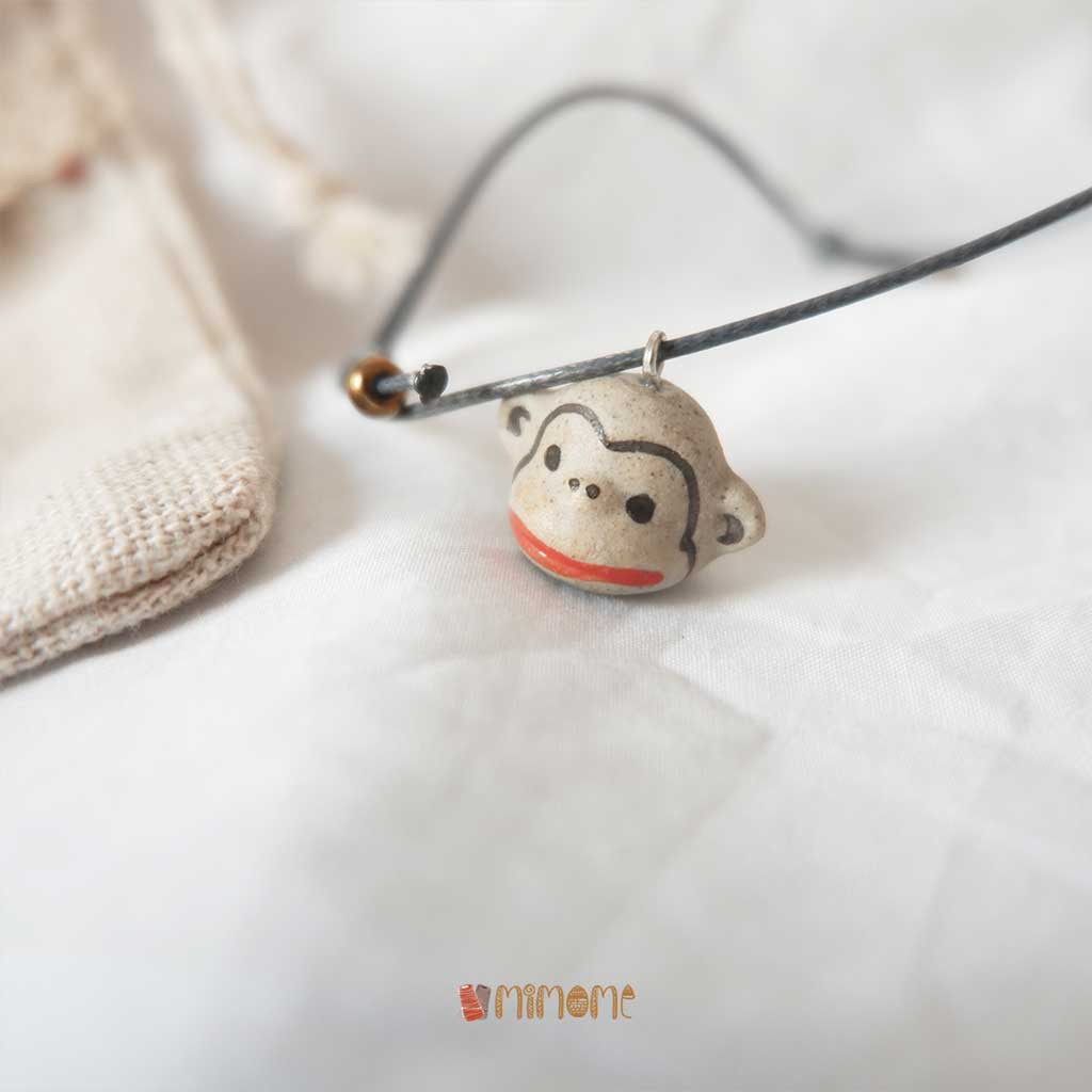 Vòng gốm mặt khỉ