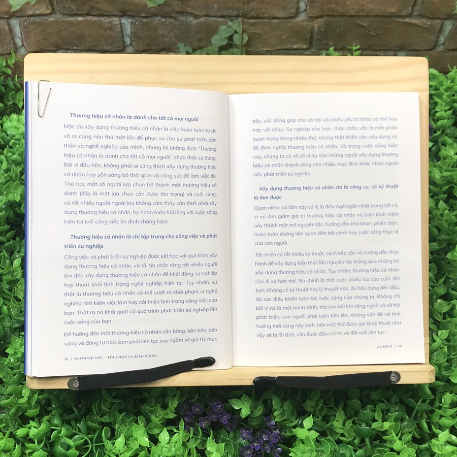 [Mã LIFE2410K giảm 10K đơn 20K] Sách - Diamond You - Tôi Chọn Là Kim Cương (Kèm Bookmark) | BigBuy360 - bigbuy360.vn