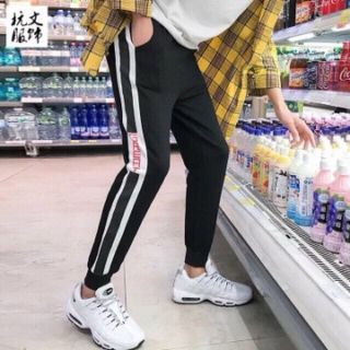 Quần jogger viền chữ grert cực chất