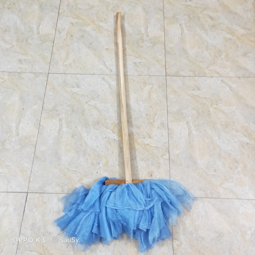Cây lau nhà bằng vải màn cán gỗ dài 115cm