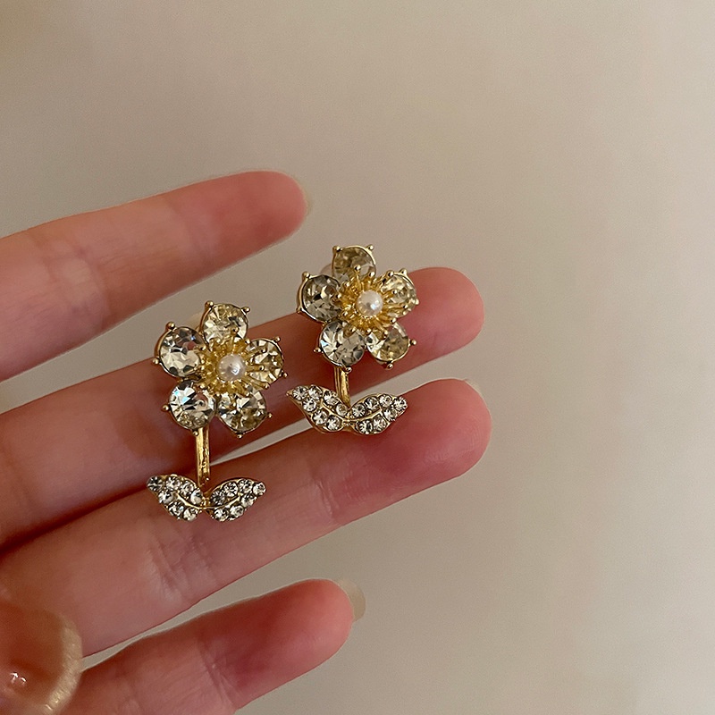Bông Tai Hình Cánh Hoa Đính Đá Zircon Toàn Diện Phong Cách Hàn Quốc