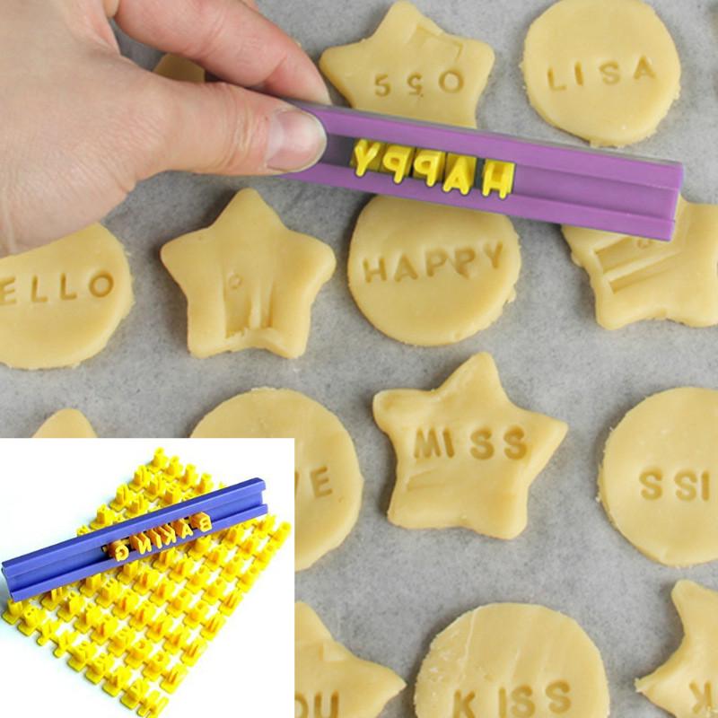 Set 73 khuôn làm bánh quy/ sô cô la hình chữ cái tiếng anh tiện dụng DIY