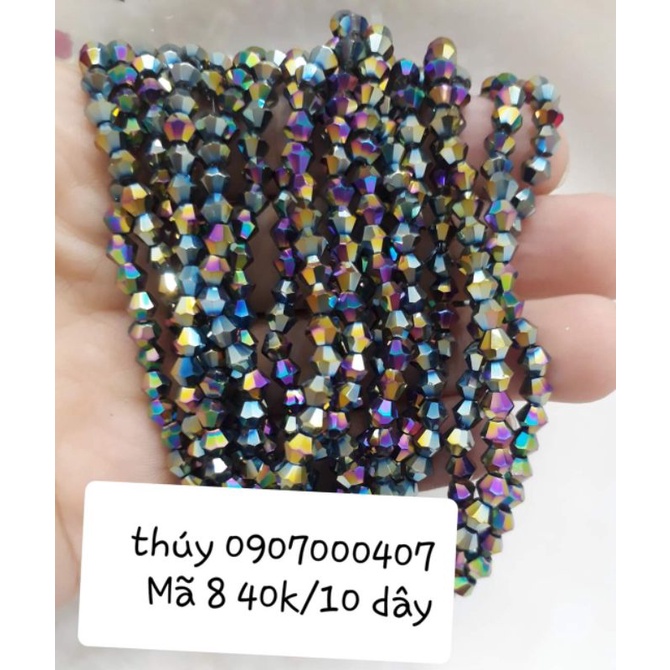 Hạt pha lê kết áo