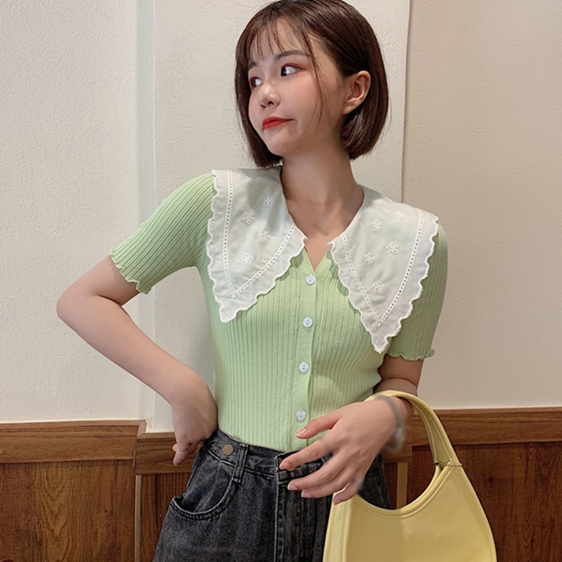 Áo Dệt Kim Ngắn Tay Phối Nút Ngọt Ngào Đáng Yêu Cho Nữ