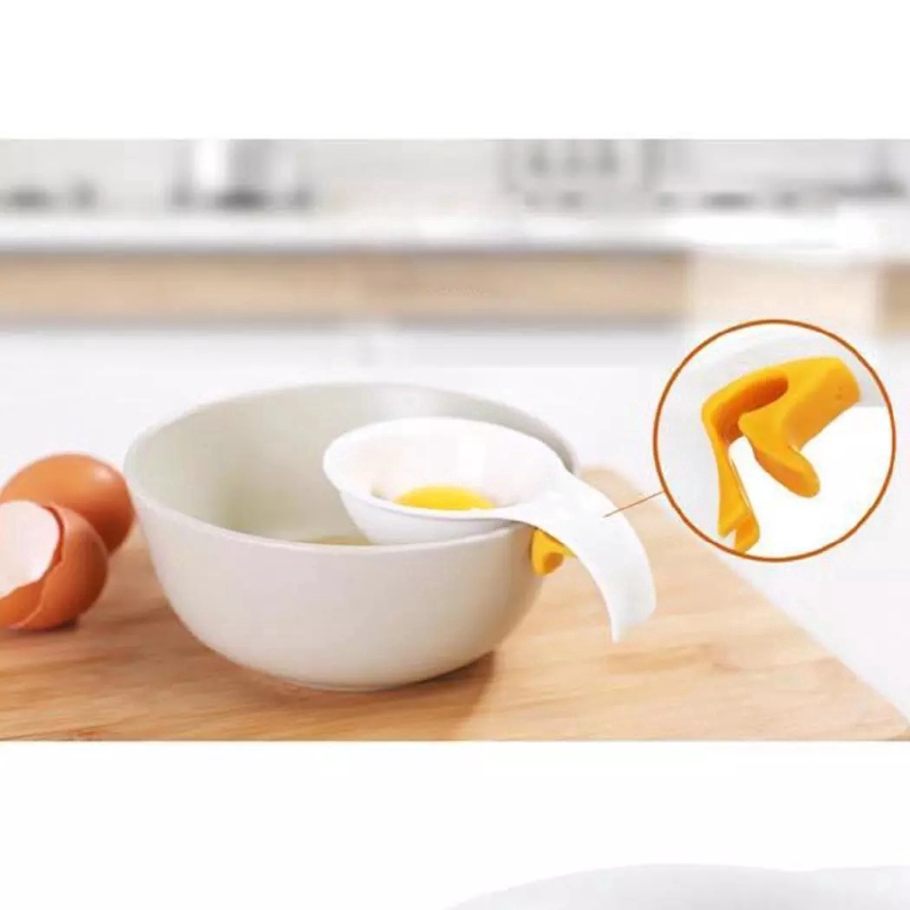 Dụng cụ tách lòng đỏ trứng tiện lợi