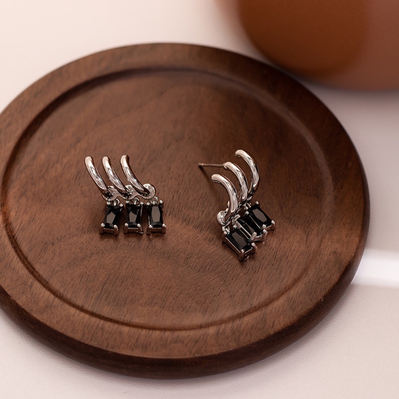 Bông Tai Đính Kim Cương Đen Phong Cách hip hop Cho Nữ