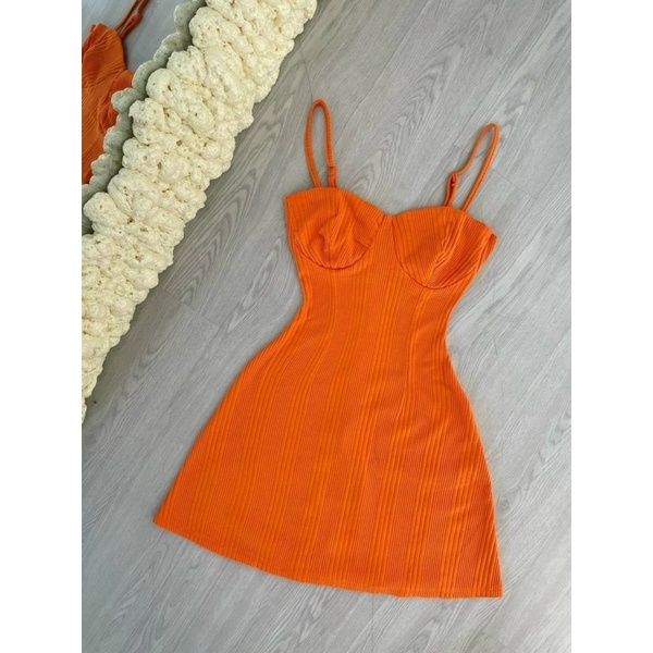 Đầm 2 dây cúp ngực siêu cute