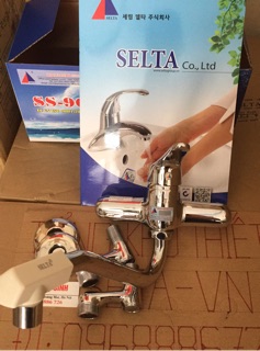 Vòi rửa bát nóng lạnh cắm tường Selta SS-2000