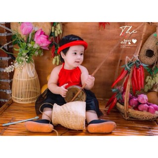 Yếm đào đỏ