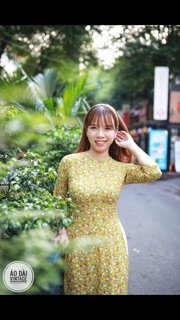 Áo dài hoa nhí