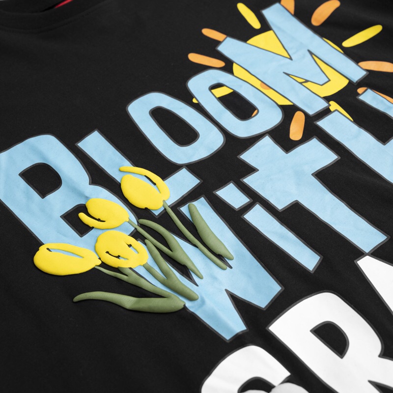 Áo thun in hình BLOOM WITH GRACE