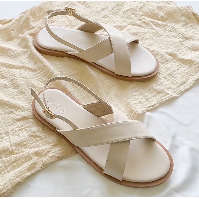 Giày sandal bảng to quai chéo dáng Hàn Quốc LNS15