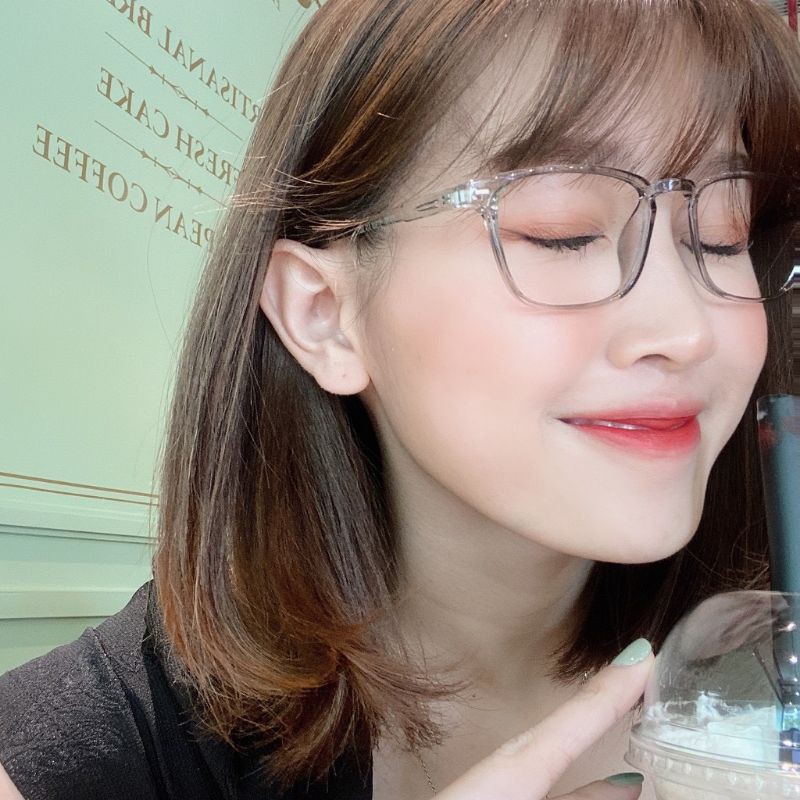 Gọng kính cận vuông nam nữ chất liệu nhựa dẻo 213 – Tiệm kính Candy | BigBuy360 - bigbuy360.vn