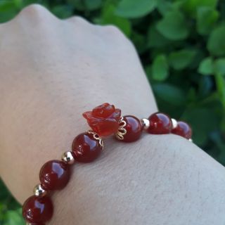Vòng tay phong thủy mã não đỏ phối Hoa đá và charm cao cấp