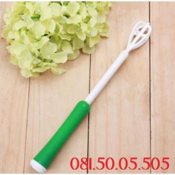Cây đánh bọt cafe, đánh trứng bằng nhựa có lò xo