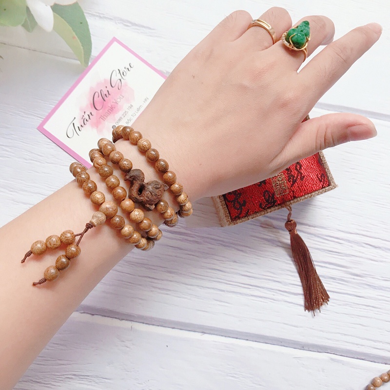 🍀𝑴𝑨̂̃𝑼 𝑴𝑶̛́𝑰🍀 Vòng Tay Trầm Hương- Chuỗi Tràng Hạt 108 Hạt Kết Hợp Hồ Ly Mang Lại May Mắn Tình Duyên Tặng Hộp Gấm Đẹp
