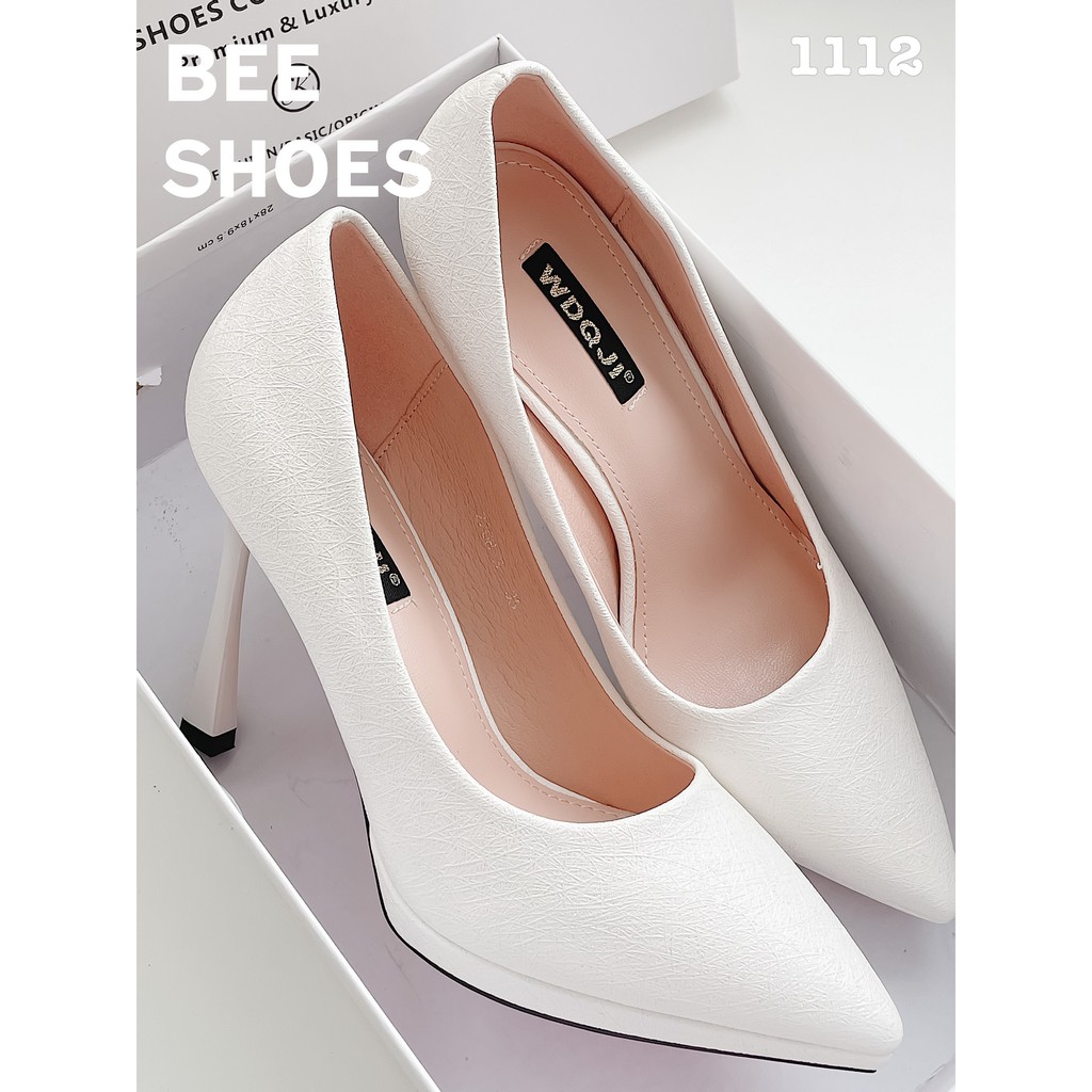 BEESHOES - GIÀY CAO GÓT NỮ MŨI NHỌN GÓT NHỌN - GIÀY CAO GÓT NỮ MŨI NHỌN GÓT NHỌN CAO 9 PHÂN SẴN MÀU TRẮNG 201112