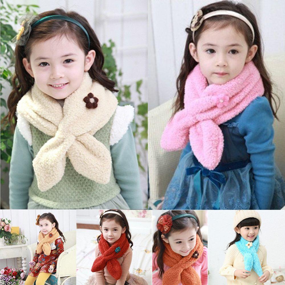 Khăn Choàng Lông Nhung Đính Hoa Thời Trang Mùa Đông Cho Bé 1 Tuổi