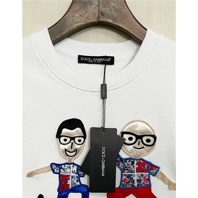 Áo sweater tay dài cổ tròn thêu hình nhân vật Zhang Zi D0LCE&GABBA mùa thu / mùa thu 2021 cho nam