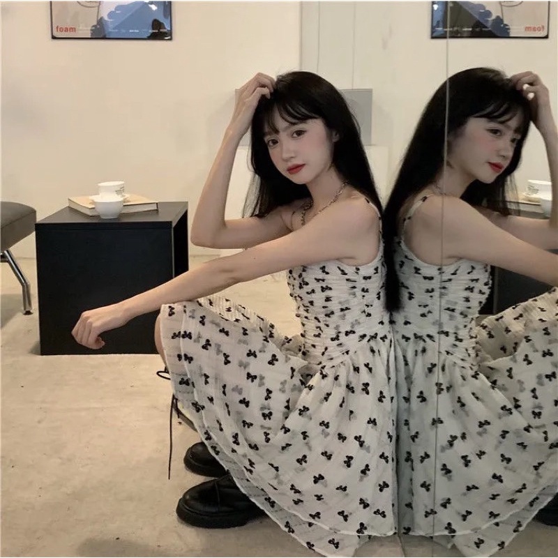 Set váy hoa nhí xoè hai dây kèm áo khoác ngoài