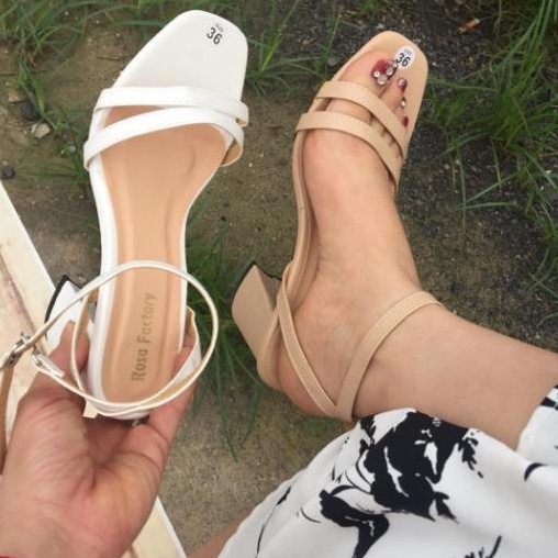 Giày Cao Gót Sandal Nữ Đế Vuông 5 Phân Quai Mảnh 2 Dây Màu Đen/Trắng/Nude Mã N49
