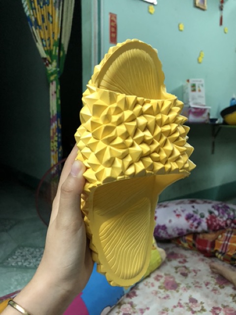 Dép sầu riêng