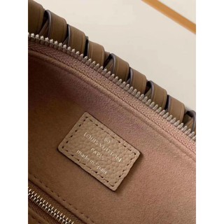 Túi xách LV Beaubourg Hobo