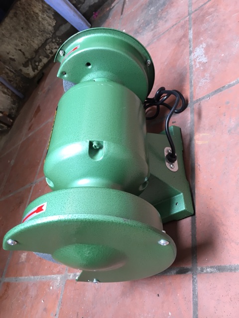 Máy mài 2 đá RUBI 375W 1/2HP