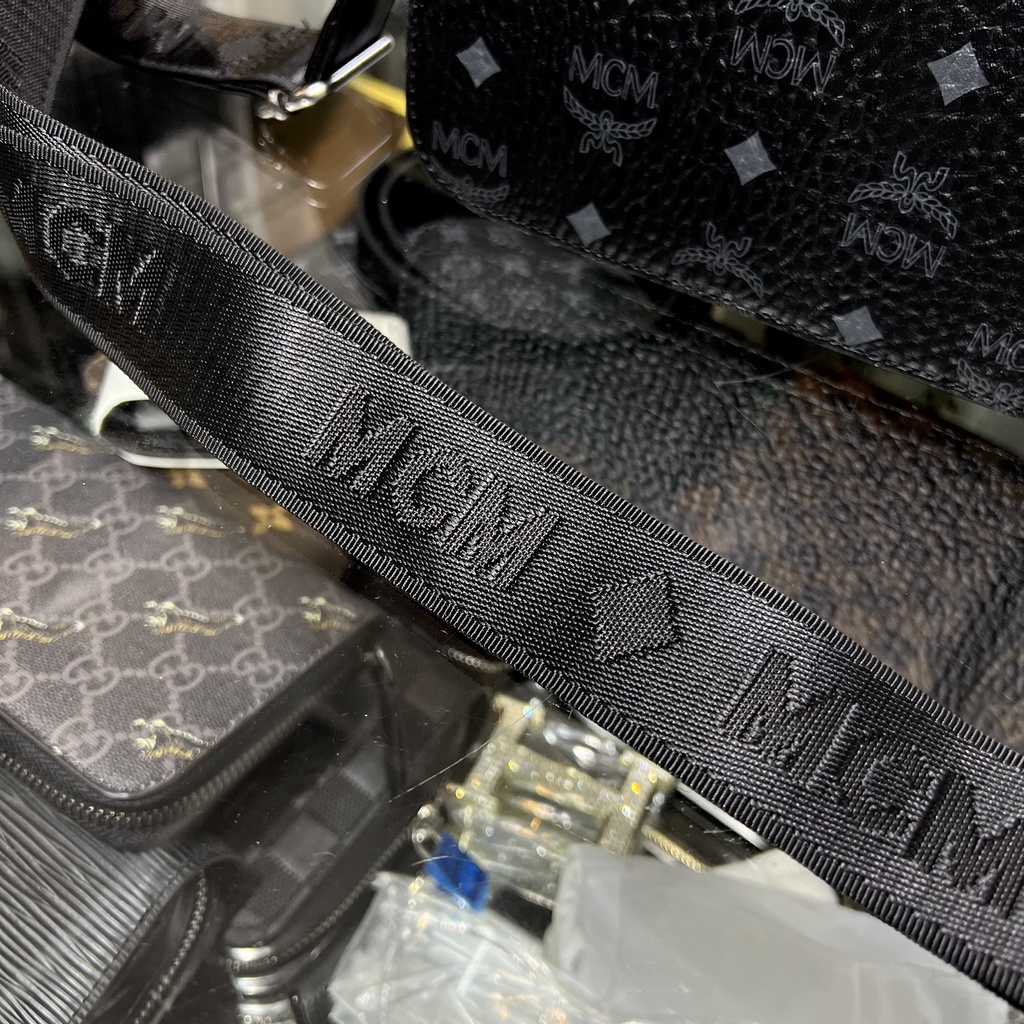 Túi đeo chéo mini bag M.C.M 2 khóa họa tiết 18x13x7 LA fullbox