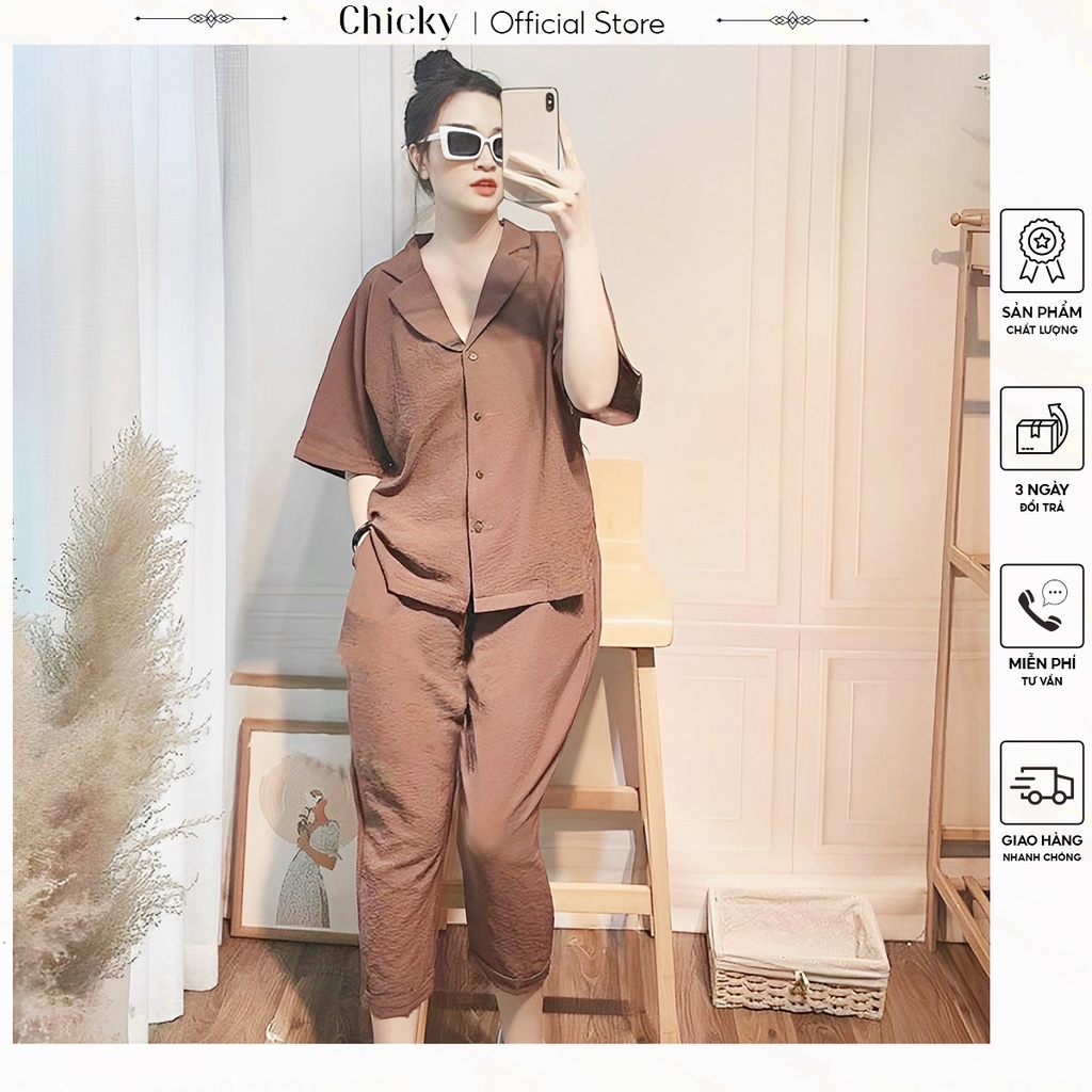 set bộ đồ nữ áo sơ mi tay ngắn cổ vet phối cùng với quần dài