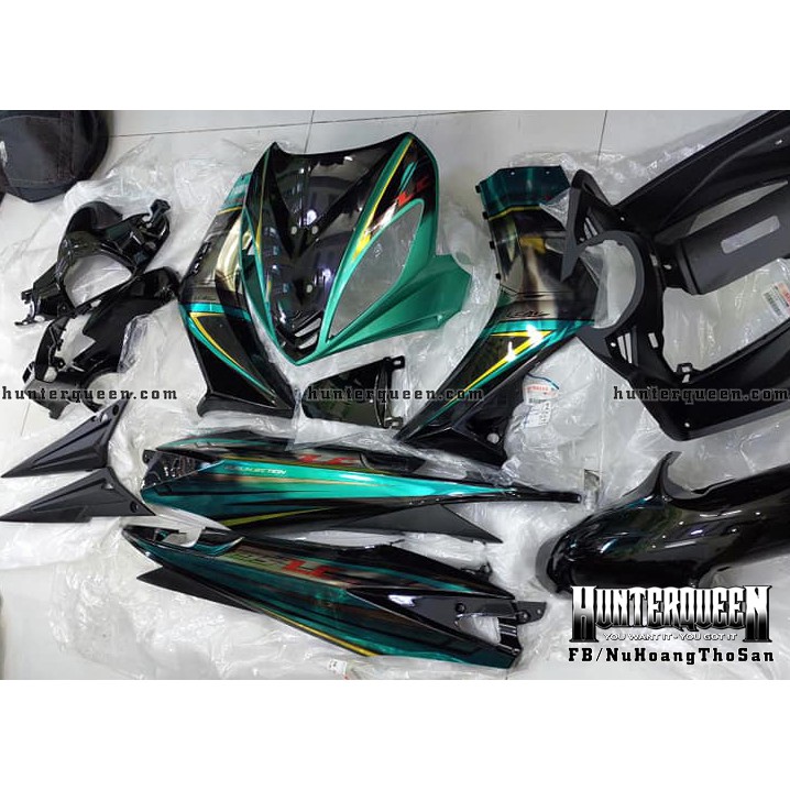 Tem xe Exciter 2009 đẹp - Tem LC xanh đen. Chất liệu crom - Kéo qua để xem thêm mẫu tem - Tùy chỉnh theo yêu cầu