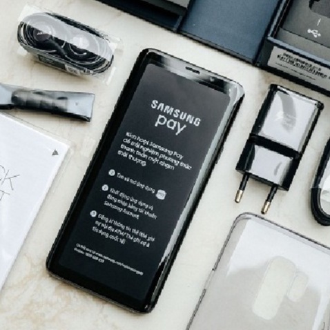 Điện thoại Samsung Galaxy S9 Plus quốc tế chính hãng