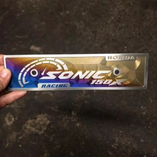 Bảng tên 3D titan chữ nổi dành cho Sonic