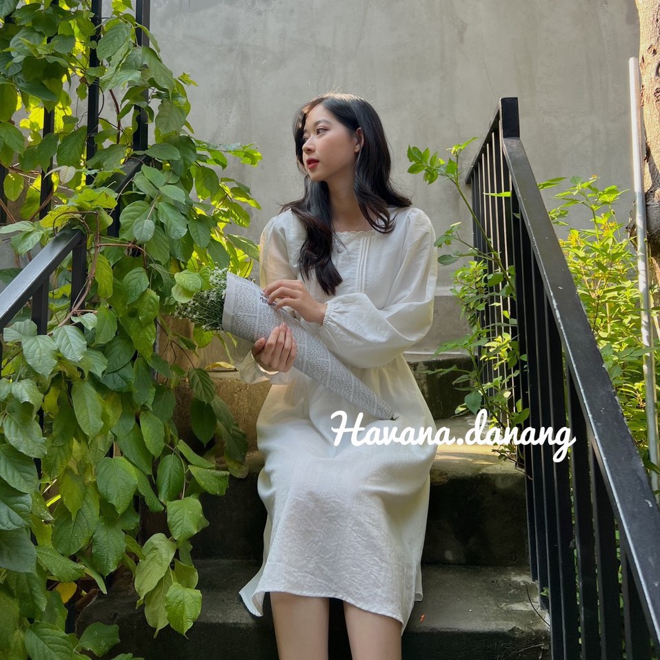 Váy trắng dài tay cổ vuông cúc bọc | BigBuy360 - bigbuy360.vn