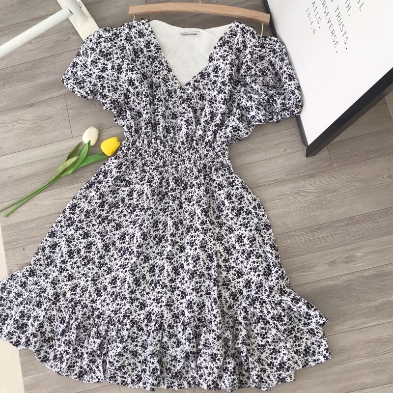 Váy nữ dáng xoè hoa nhí cổ chữ V chun eo mới lạ SP0045 Gomtrend | BigBuy360 - bigbuy360.vn