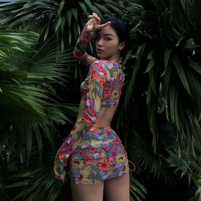 Set Bikini Hoa Tay Loe Quảng Châu Sang Chảnh