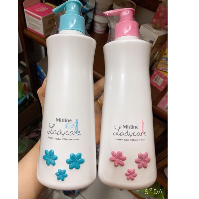 Dung dịch vệ sinh phụ nữ Mistine 400ml Thái Lan