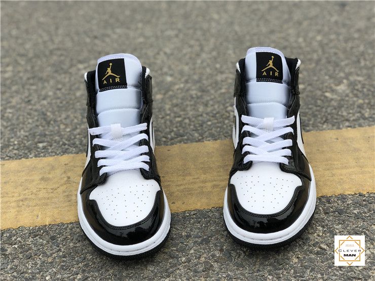 (FREESHIP+FULLBOX) Giày thể thao Sneakers AIR JORDAN 1 Retro High Patent Black White Gold Đen bóng logo vàng