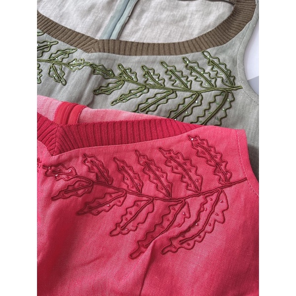 Áo croptop thêu xuất dư