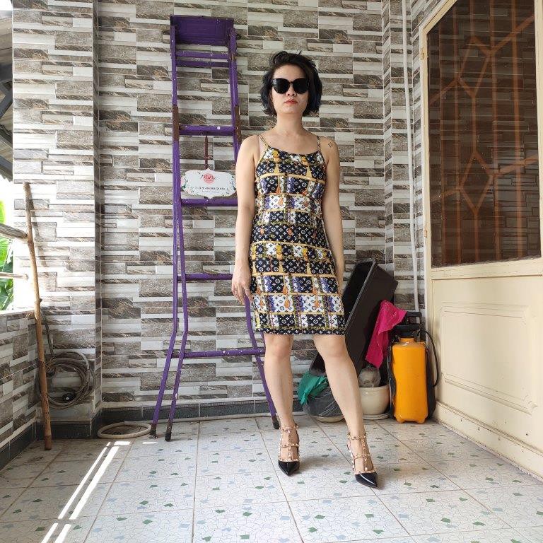 M555-99 Đầm body Lờ Vê vàng đen | BigBuy360 - bigbuy360.vn