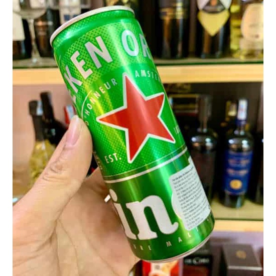 Bia heineken lon cao 330ml,  đậm vị phái mạnh.