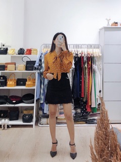 Áo sơ mi bi cột nơ