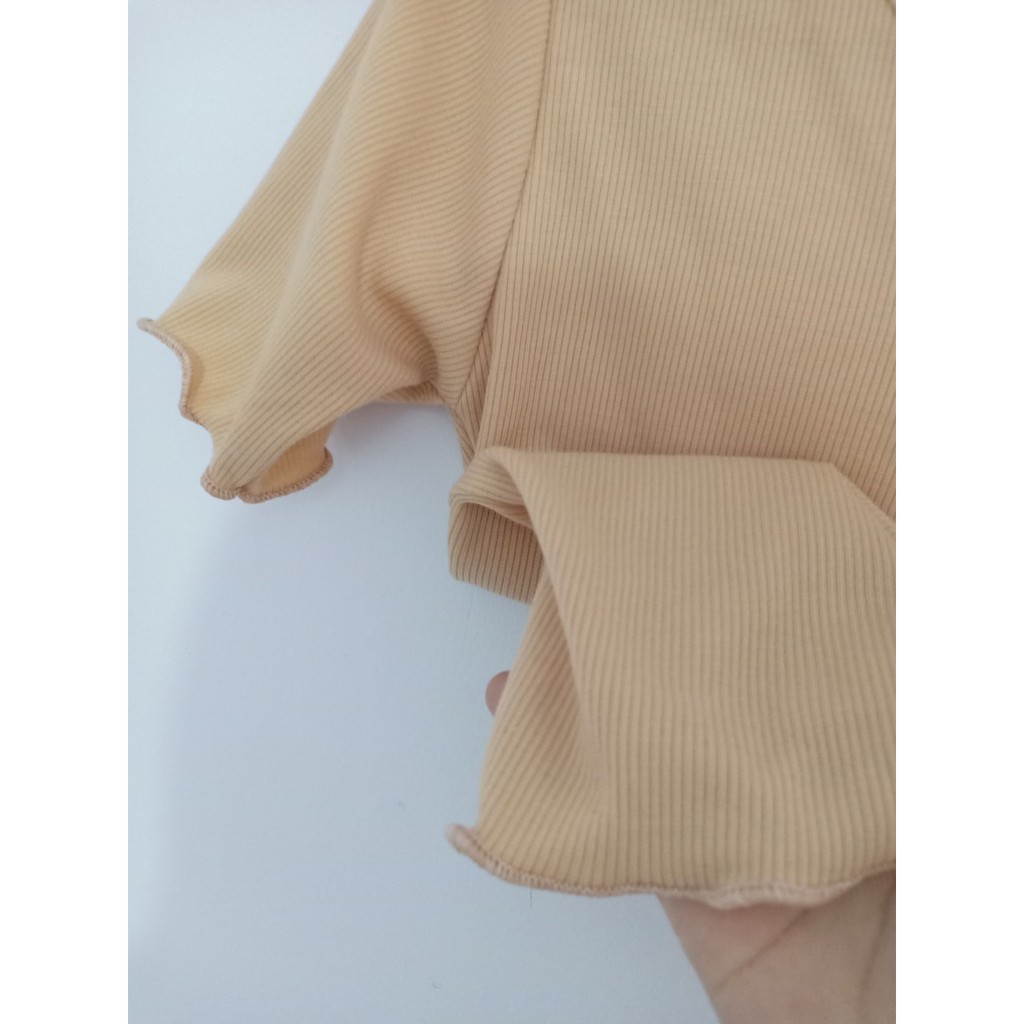 ÁO CROPTOP NÚT CUỐN BIÊN SIÊU XINH TUYẾT'S HOUSE B6-5