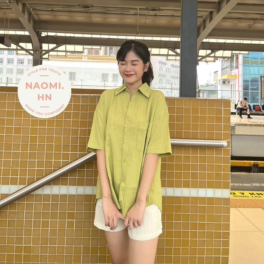 Áo sơ mi nữ ngắn tay form rộng xẻ sau mix nơ sang chảnh độc lạ. Áo sơ mi nữ xẻ sau chất thích phối nơ nhiều màu hothit