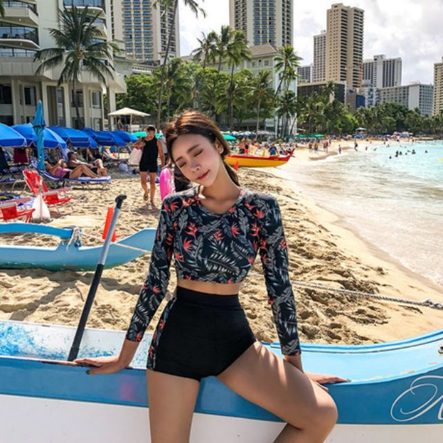 Bikini tay dài Hàn Quốc (kèm hình thật)