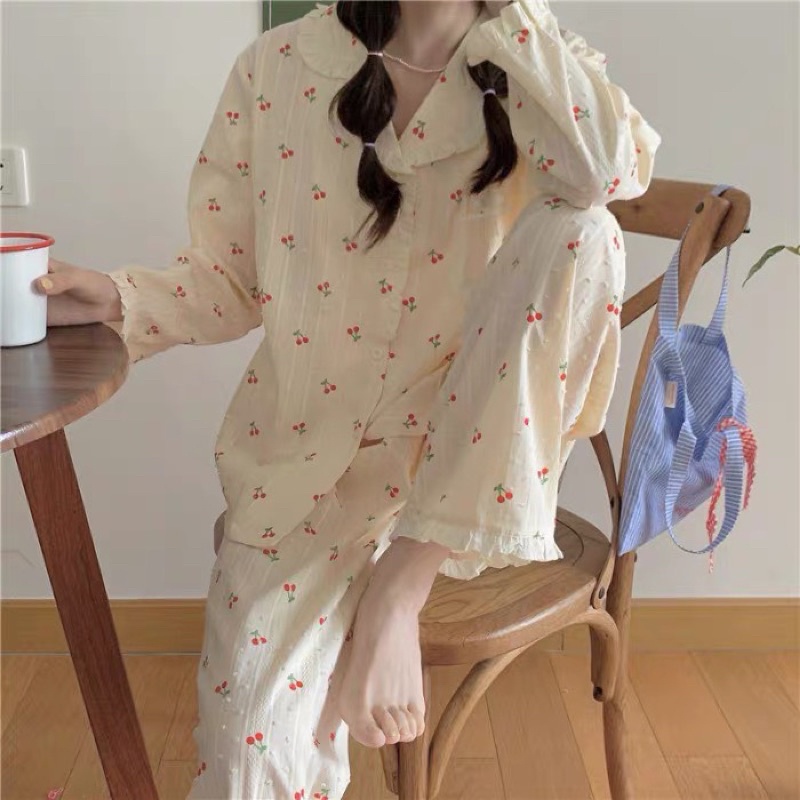 Bộ Pyjama Chất Đũi Xốp Mặc Nhà Hoạ Tiết Dễ Thương Viền Bèo