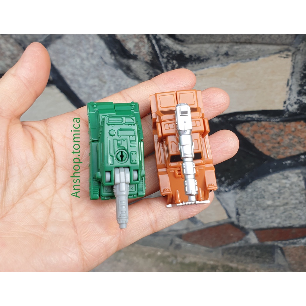 Robot biến hình transformers  Earthrise Bombshock & Growl hàng Hasbro