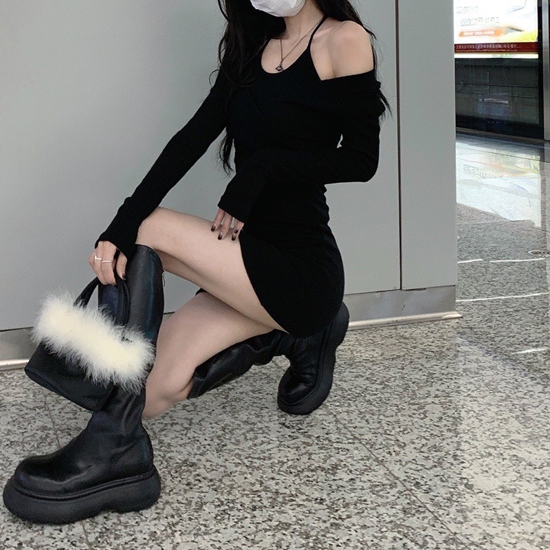 đầm yếm trễ vai nút - CarotShop