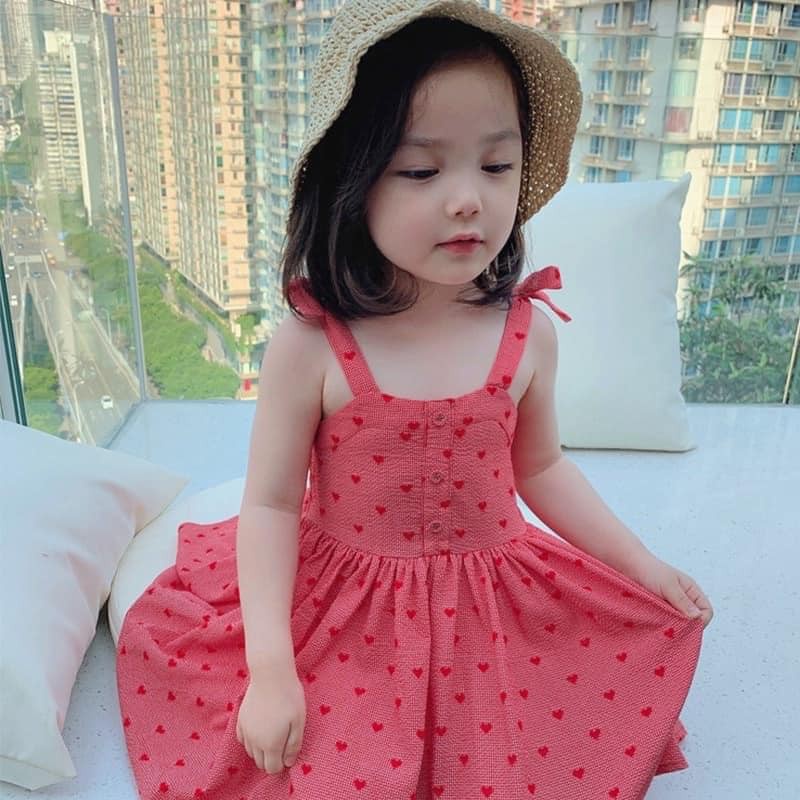 Váy đầm cho bé gái hai dây buộc vai họa tiết tim đỏ điệu đà xinh xắn cho bé yêu JIMADO AA6030