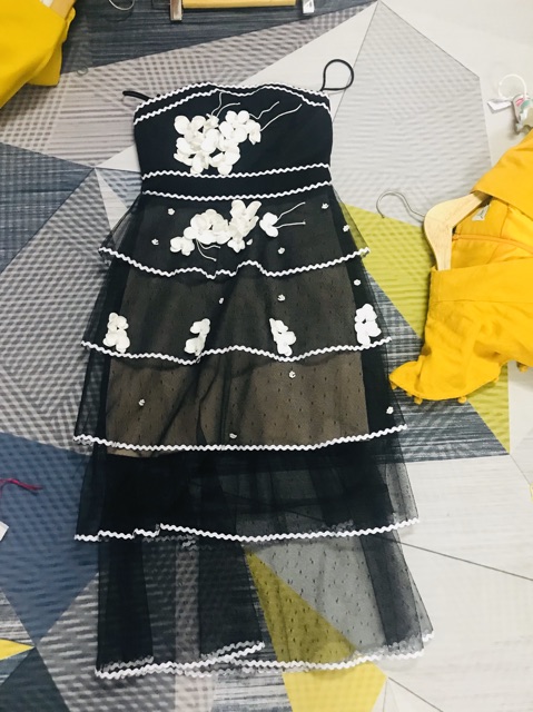 Váy lobbster size s